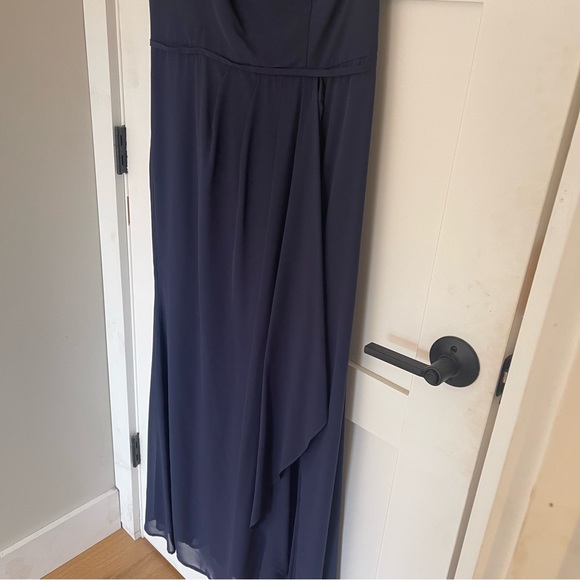 Davids Bridal Chiffon one-shoulder bridesmaid dress with cascade Navy/marine - Picture 8 of 12
